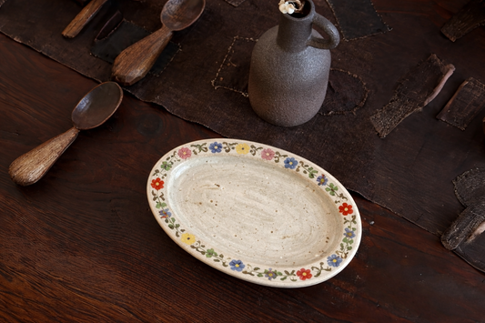 The Art of Everyday Dining: A Journey with MaisonCosyLea