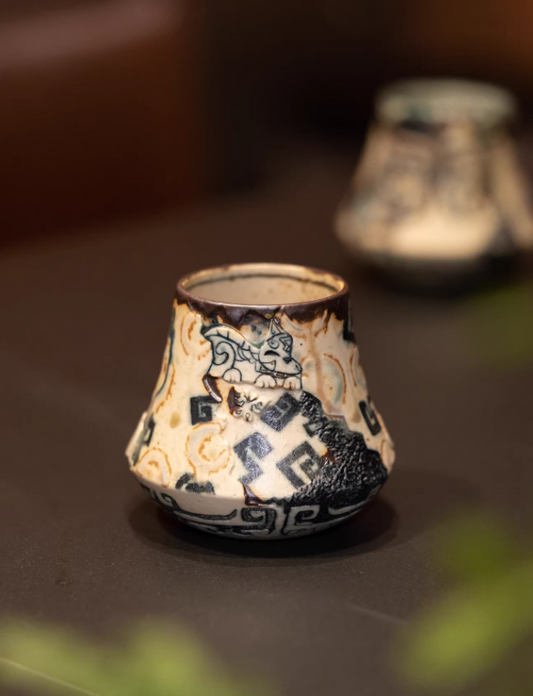 Under-Glaze Blue Floral Cat Carved Volcano Mug