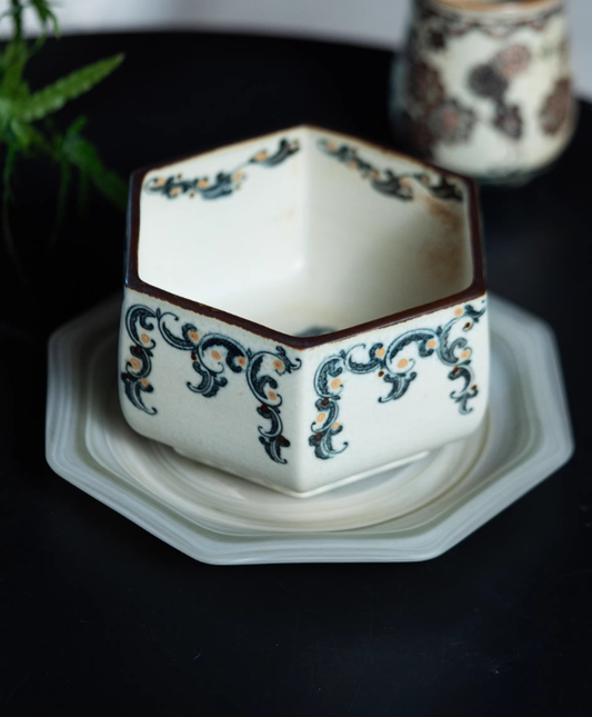 Blue & White Scrollwork Six-Sided Bowl – Jingdezhen Rustic Single-Serve Dinnerware