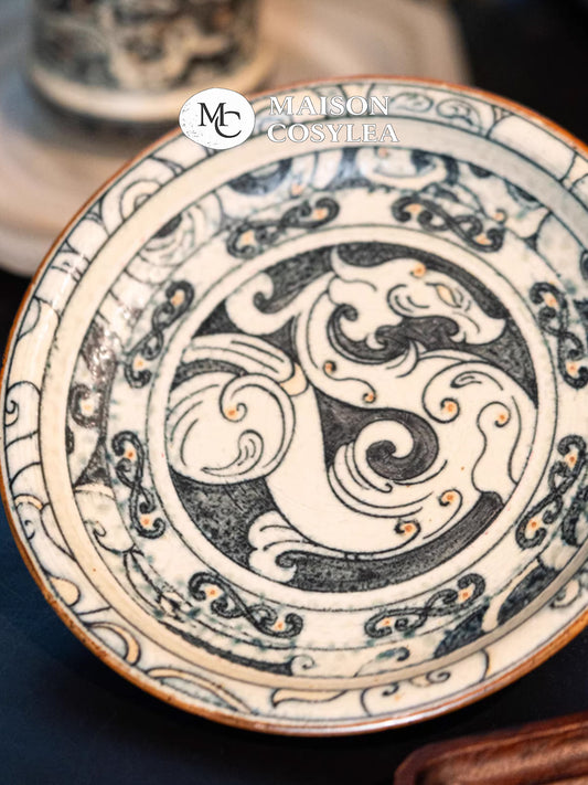 Under-Glaze Dragon Plate – High-End Wabi-Sabi Jingdezhen Ceramic Tray